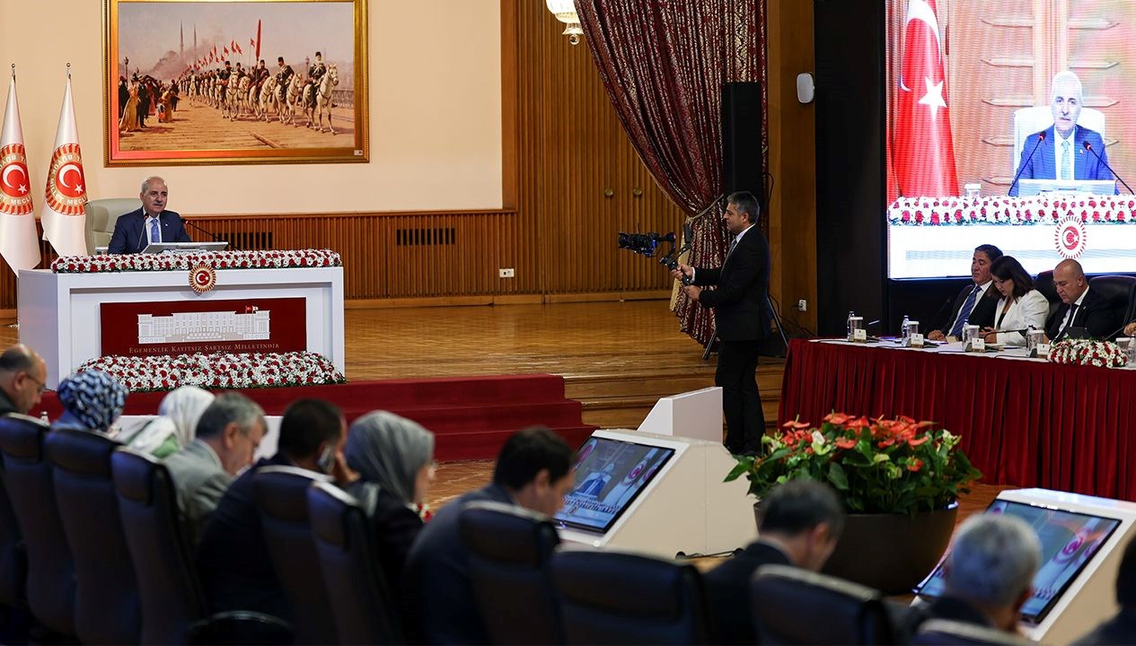 surec-komisyonu-bu-hafta-2-toplanti-yapacak-wwQdL6Cg.jpg