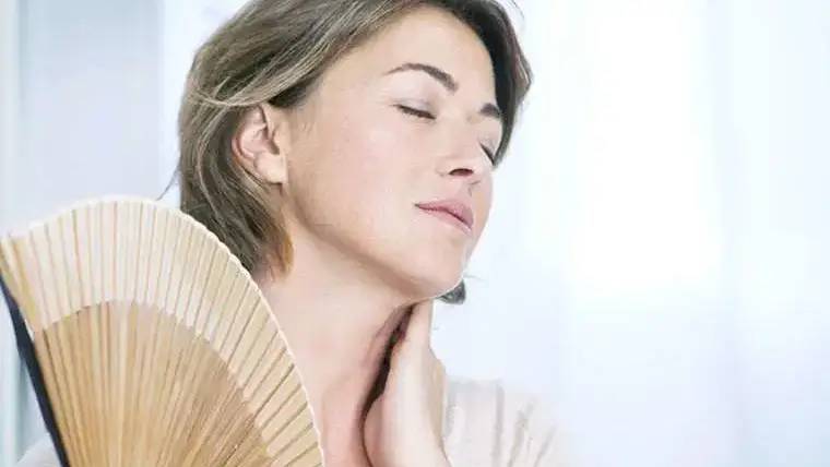 doc dr aydin erken menopozda ostrojen tedavisi yasam kalitesini iyilestiriyor x5ATgwFZ.webp