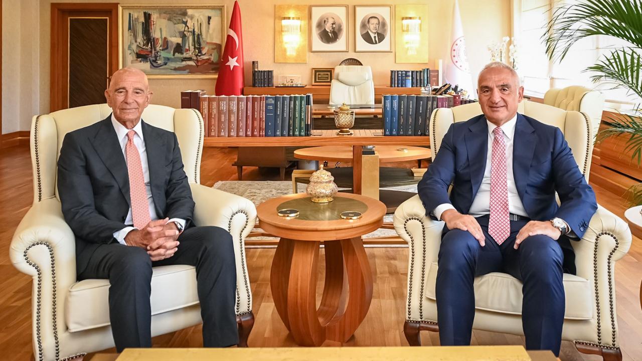 Bakan ersoy abd buyukelcisi barrackla gorustu w9UwXrHR