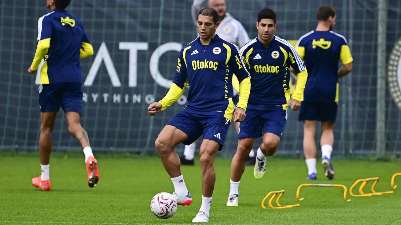 Ilk temas kuruldu fenerbahceli stoper diego carlosa surpriz talip gHeP751u